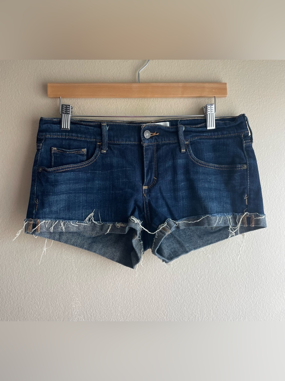 Abercrombie & Fitch Dark Blue Distressed Denim Cutoff Shorts 29